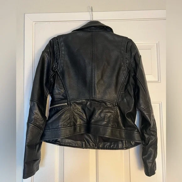 BlankNYC FAUX LEATHER Jacket with silver hardware size L - Picture 4 of 9